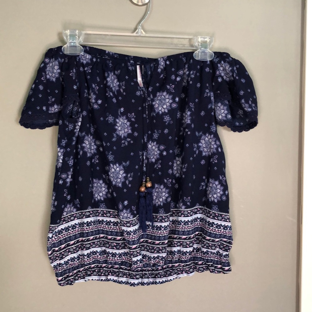 Xhilaration, LG, off the shoulder top